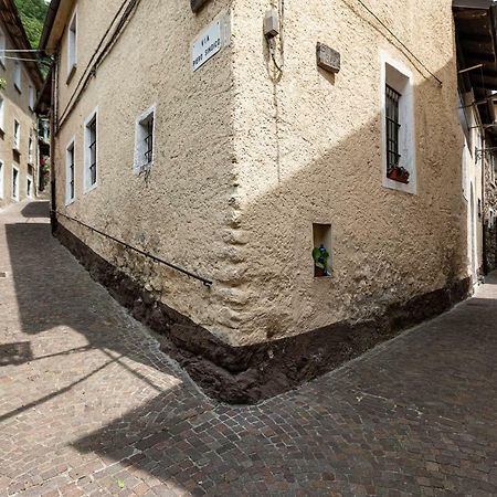 Ostello Di Germagno Omegna Buitenkant foto