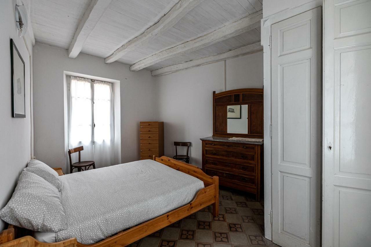 Ostello Di Germagno Omegna Buitenkant foto