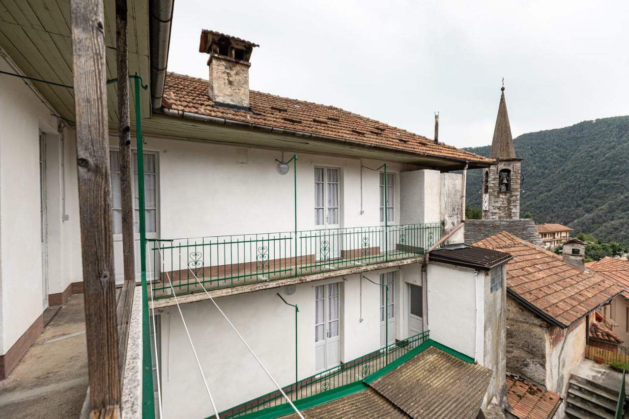 Ostello Di Germagno Omegna Buitenkant foto