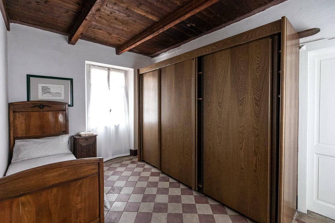 Ostello Di Germagno Omegna Buitenkant foto